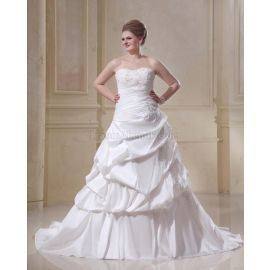 Trägerlos plissiertes romantisches Brautkleid mit Kapelle Schleppe